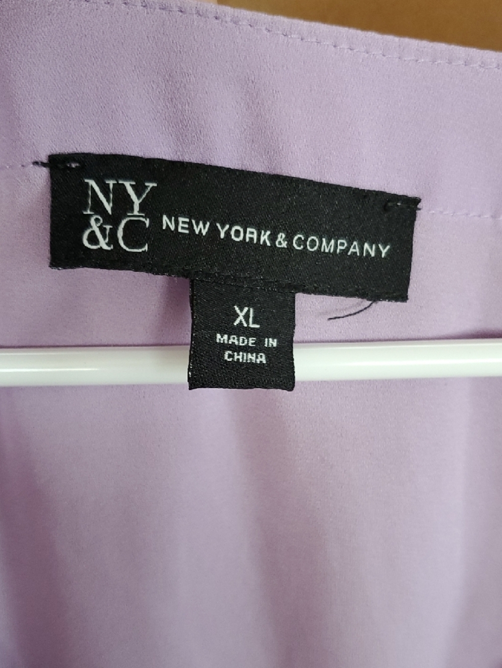 XL Womens New York & Company Lavender Ruffle Lace V-Neck Top - Picture 2 of 15